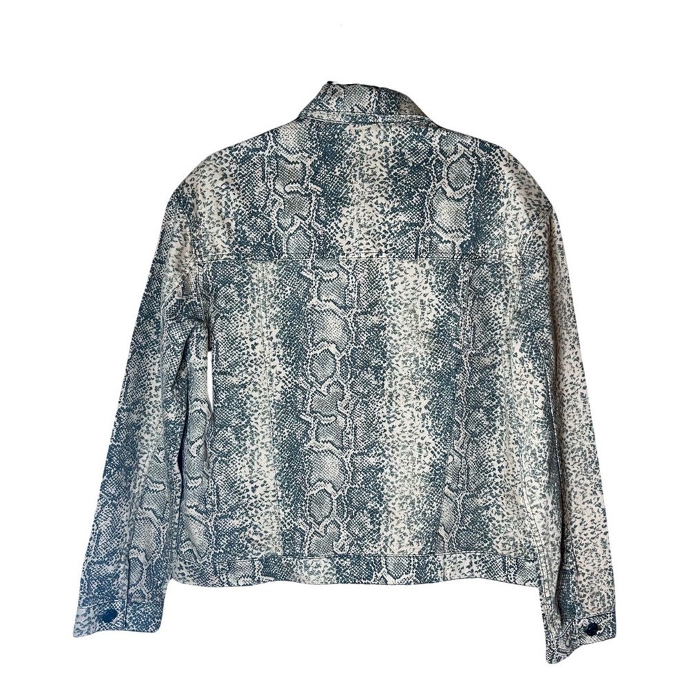 Free People NWOT Snake Print Oversized Trucker Denim Jacket Sz S - Picture 3 of 3